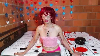 lorenacapelli latina - 22-Oct-25