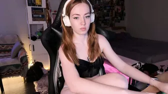 Lina_witch bigass - (10-22-2025)