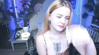 alexa_pirs cute - 22-Oct-25