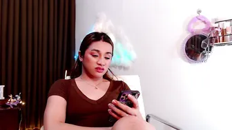 sexy_kitty699 wifematerial - 23-Oct-2025