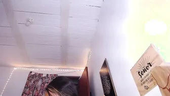 Eysela squirt nude chat