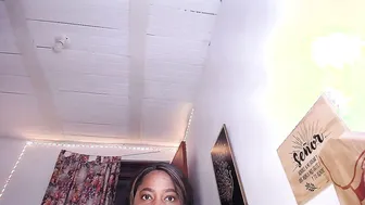 Eysela squirt nude chat