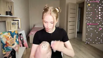 Sweetielis blonde amateur cam