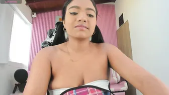 Lillyy16 (10/23/2025)