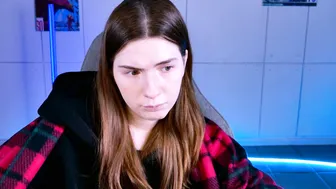 Aliceinredsquare_ young cam porn video