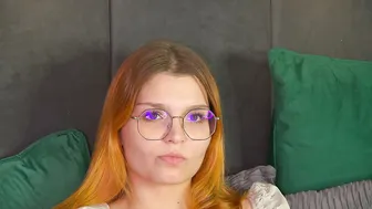 bellamarebelle redhead live cam show