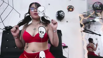 Eloise_tay on live cam camvideo