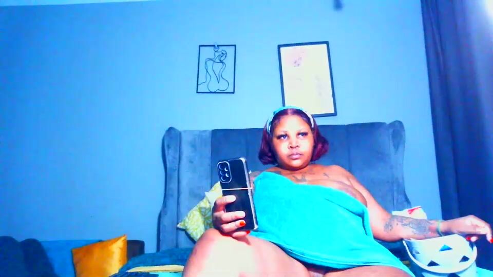 Pearlblu38 dildo 10/23/2025