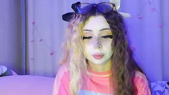 suemeow 10-24-2025