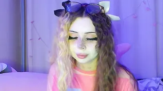 suemeow 10-24-2025