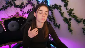 Babe_dollie daddysgirl - (10/24/2025)