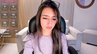 Larisasmirnov webcam show 24 October 2025