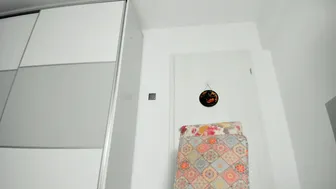 Snow_flakee video cam 10/24/2025