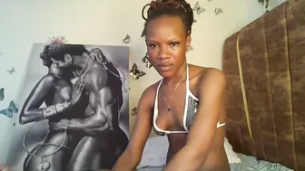 Hot_petite100 (10/24/2025) skinny