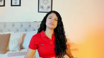 Daphne_24 10/24/2025