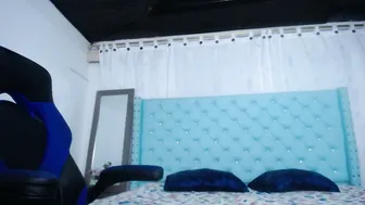 sofiaasexy19 smalltits chat cam porn