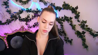 Sweetangellic porn cam chat 10-24-2025