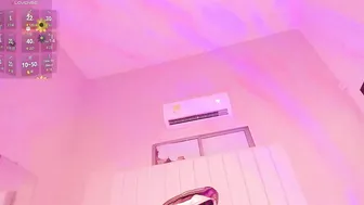 Julieta_flower anal naked