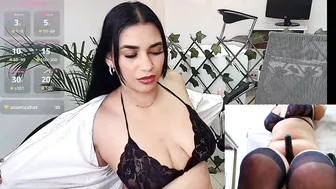 lia_blake_ 10/24/2025