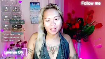 pinay_sweetlenatashaxx posing on webcam 25 October 2025