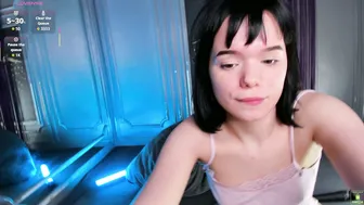 Crystalbloomm 25-Oct-25