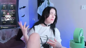 sophie_nomenal_ 10-25-2025 smalltits