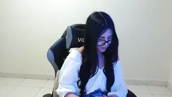 Sahaliefox_ latina (10/25/2025)