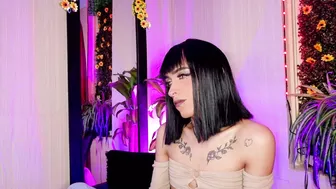 Bitch_capelli premium porn - 10/25/2025