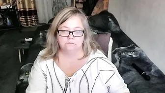 Tviks 10-25-2025 cum