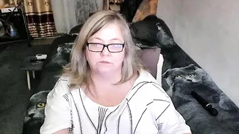 Tviks 10-25-2025 cum