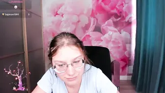 Angelinalow lovense on live cam
