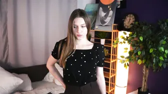 Erleneash nude chat 25 October 2025