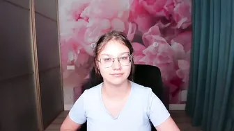 angelinalow video (10-25-2025)