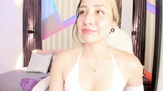 emily_layton amateur cam show 25 October 2025