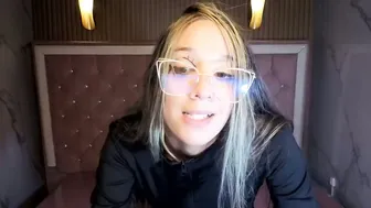 Megan_collins_b porn chat 25 October 2025