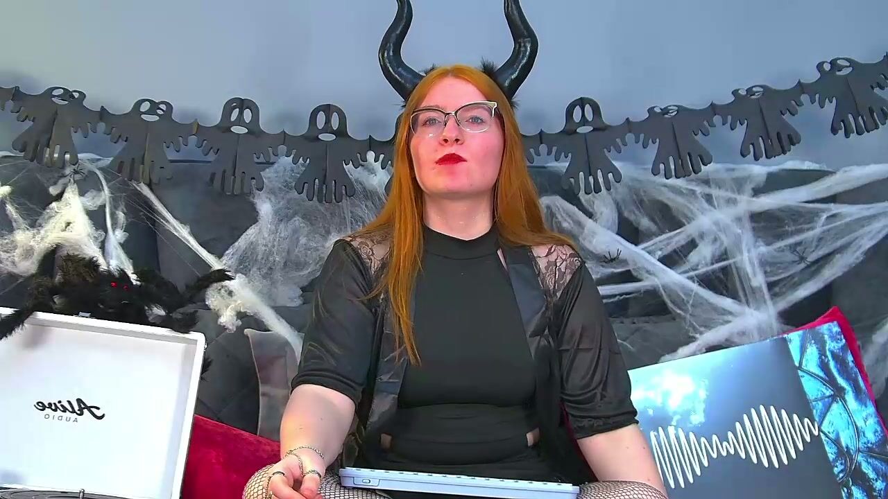 aliceallisons porn (10-25-2025)