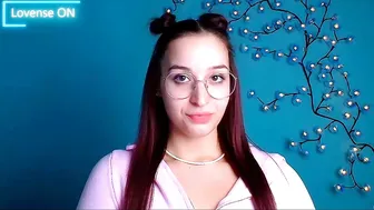 Sheryl_sweet webcam 10-25-2025