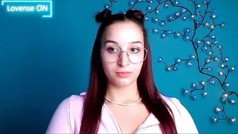 Sheryl_sweet webcam 10-25-2025