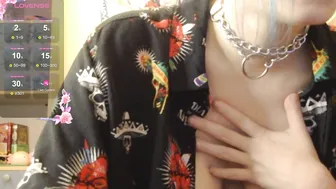 Marci_n posing on webcam 26-Oct-25