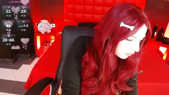 Lilaaa_ (10-26-2025)