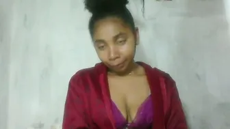 Cettehot on webcam cam video