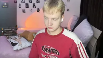 olivertasty twink - 26 October 2025