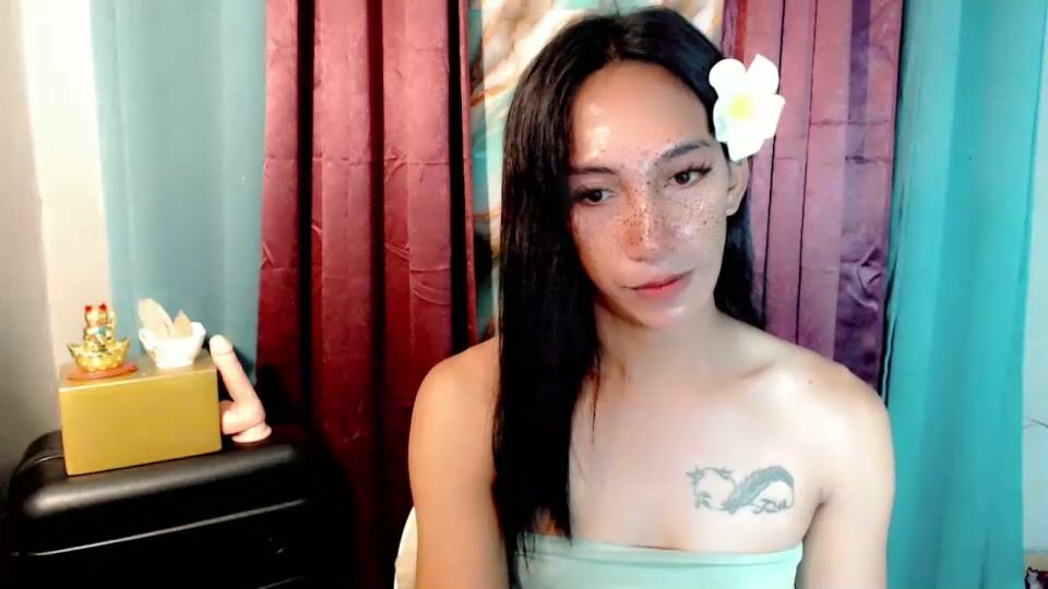 Pinay_lucy single cam sex chat