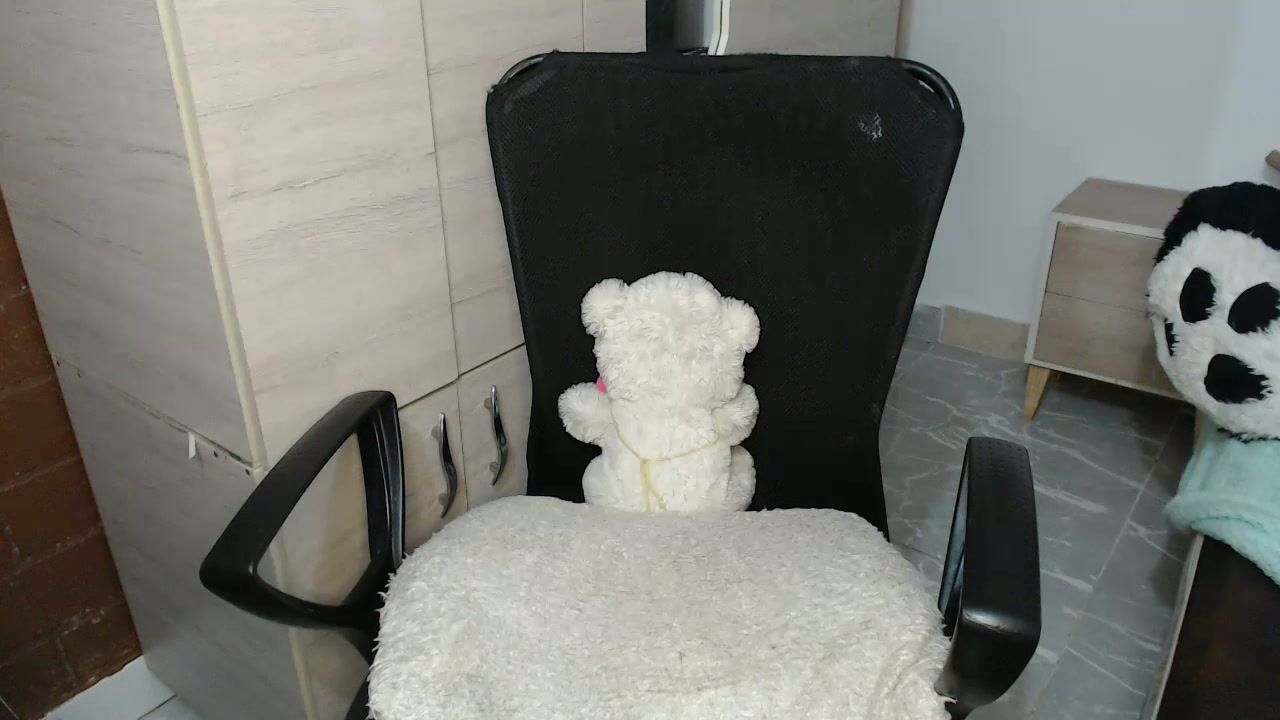 Fucking_temptation1 on cam sex video