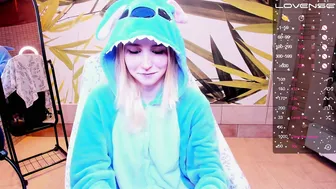 fleximona cute - (10-26-2025)