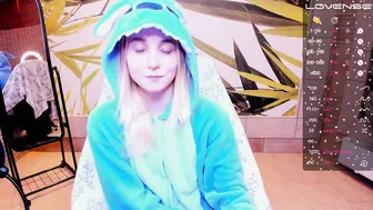 fleximona cute - (10-26-2025)
