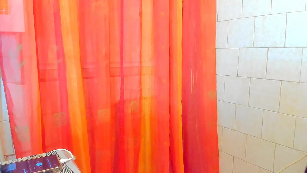 Adelamilfsexy 08-May-2025 milf