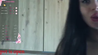 Vivid_girls xxx chat 05-09-2025