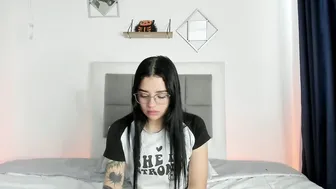 aliice_walker_ camvideo 09-May-25