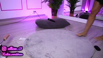 Vanessasimon sex chat 05-10-2025